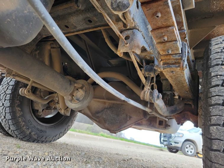 image for item DZ7075 2008 GMC Sierra 3500HD dump bed pickup truck