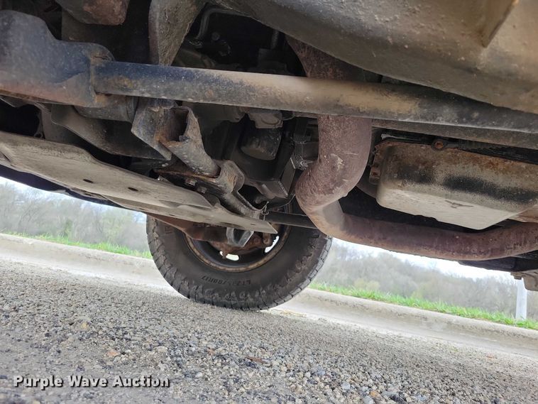 image for item DZ7075 2008 GMC Sierra 3500HD dump bed pickup truck