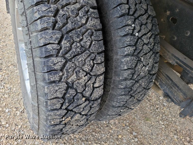 image for item DZ7075 2008 GMC Sierra 3500HD dump bed pickup truck