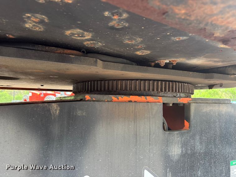 image for item EA4759 2005 JLG 860SJ boom lift