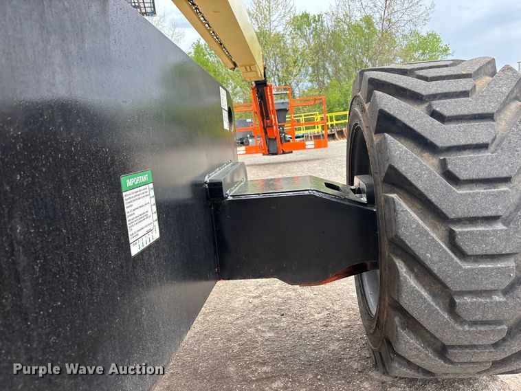image for item EA4759 2005 JLG 860SJ boom lift