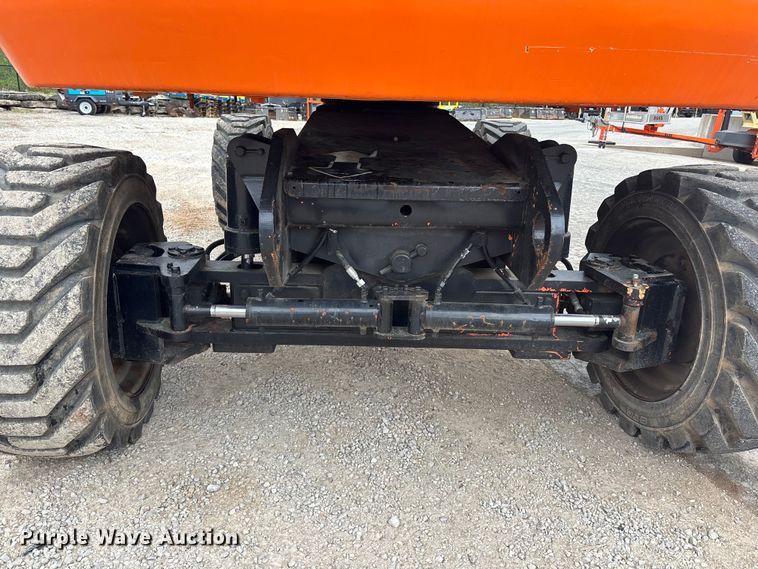 image for item EA4759 2005 JLG 860SJ boom lift