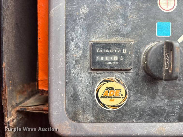 image for item EA4759 2005 JLG 860SJ boom lift