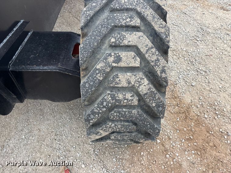 image for item EA4759 2005 JLG 860SJ boom lift