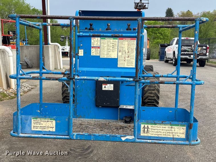 image for item EA4760 2011 Genie Z-45/25J boom lift