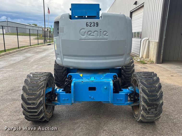 image for item EA4760 2011 Genie Z-45/25J boom lift