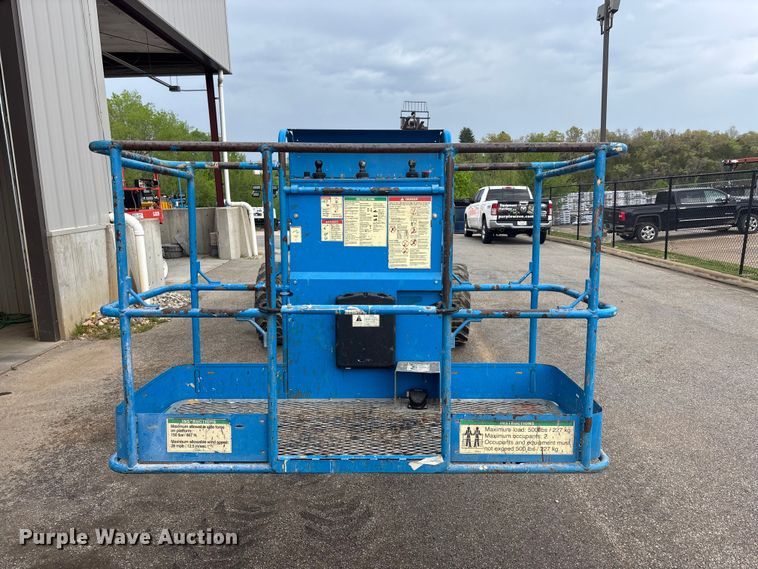 image for item EA4760 2011 Genie Z-45/25J boom lift