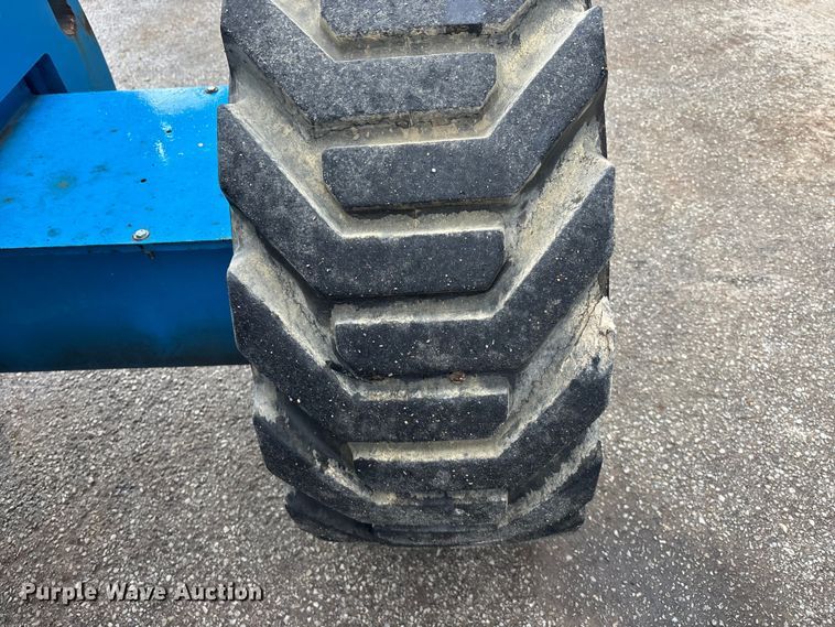 image for item EA4760 2011 Genie Z-45/25J boom lift