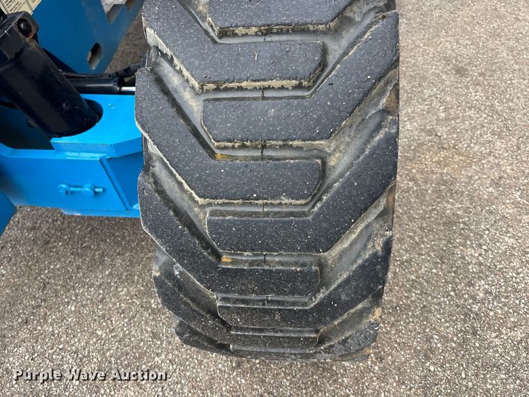 image for item EA4760 2011 Genie Z-45/25J boom lift