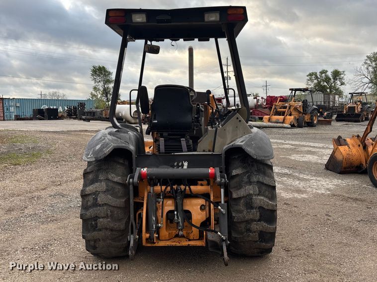 image for item EA4762 2011 Case 570MXT Series 3 landscape tractor