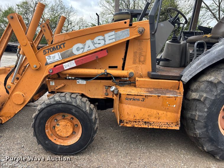 image for item EA4762 2011 Case 570MXT Series 3 landscape tractor