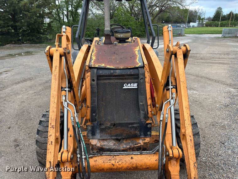 image for item EA4762 2011 Case 570MXT Series 3 landscape tractor