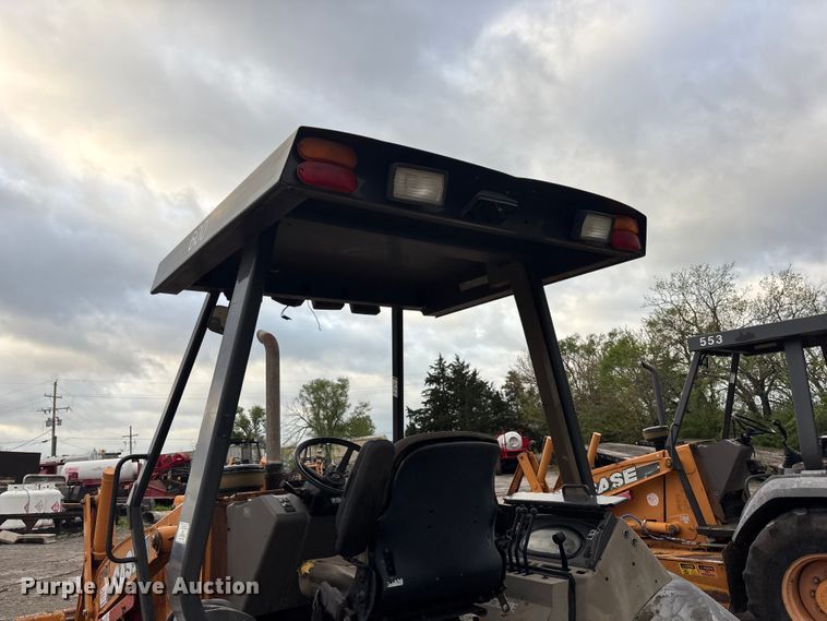 image for item EA4762 2011 Case 570MXT Series 3 landscape tractor