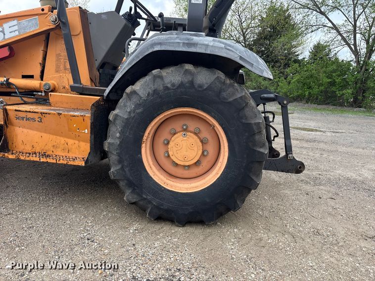 image for item EA4762 2011 Case 570MXT Series 3 landscape tractor