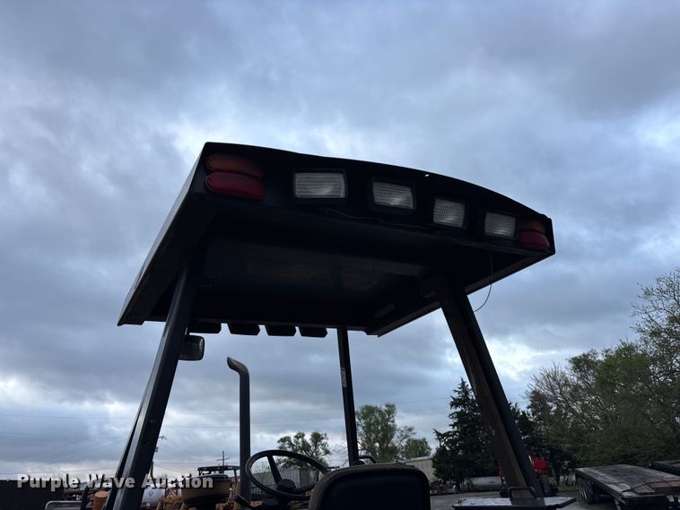 image for item EA4763 2007 Case 570 MXT landscape tractor