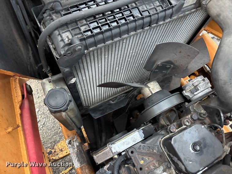 image for item EA4763 2007 Case 570 MXT landscape tractor