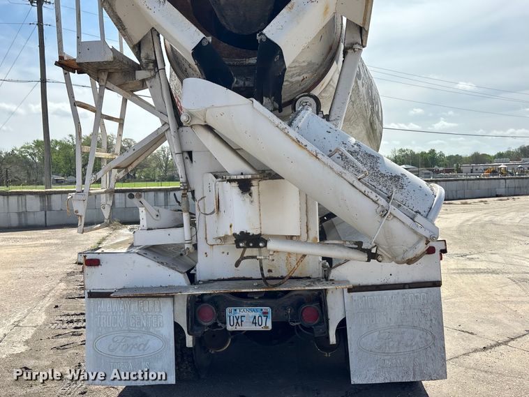 image for item EA4766 1985 Ford LT8000 ready mix truck