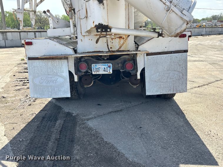 image for item EA4766 1985 Ford LT8000 ready mix truck