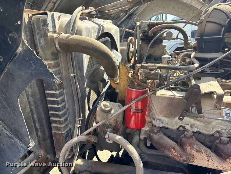 image for item EA4766 1985 Ford LT8000 ready mix truck