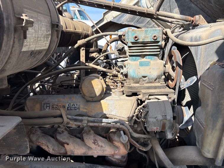 image for item EA4766 1985 Ford LT8000 ready mix truck