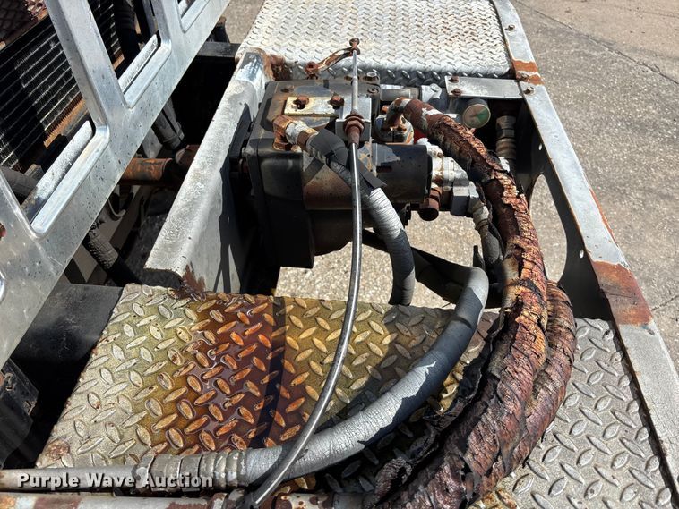 image for item EA4768 1990 International F2574 ready mix truck