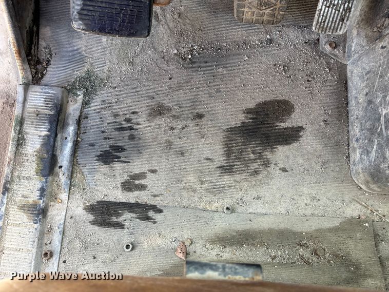 image for item EA4768 1990 International F2574 ready mix truck