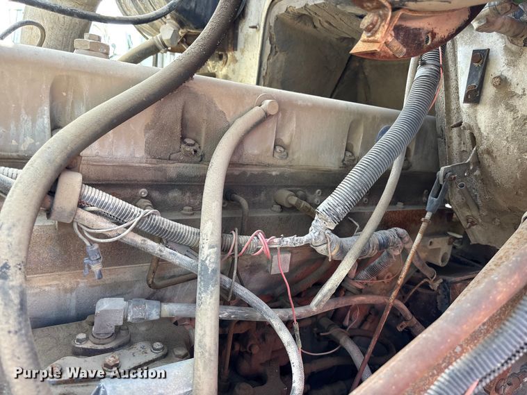 image for item EA4768 1990 International F2574 ready mix truck