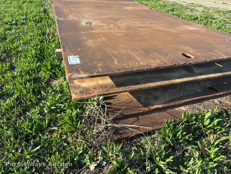 image for item EA4781 (4) street plates