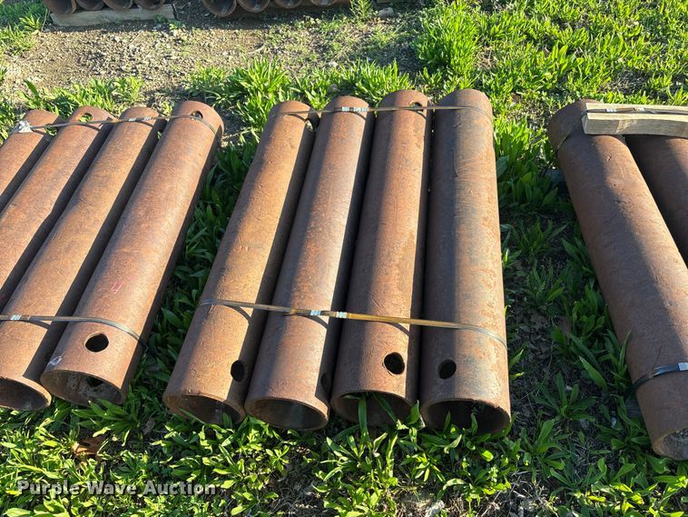 image for item EA4782 Approximately 59 trench box spreader bars
