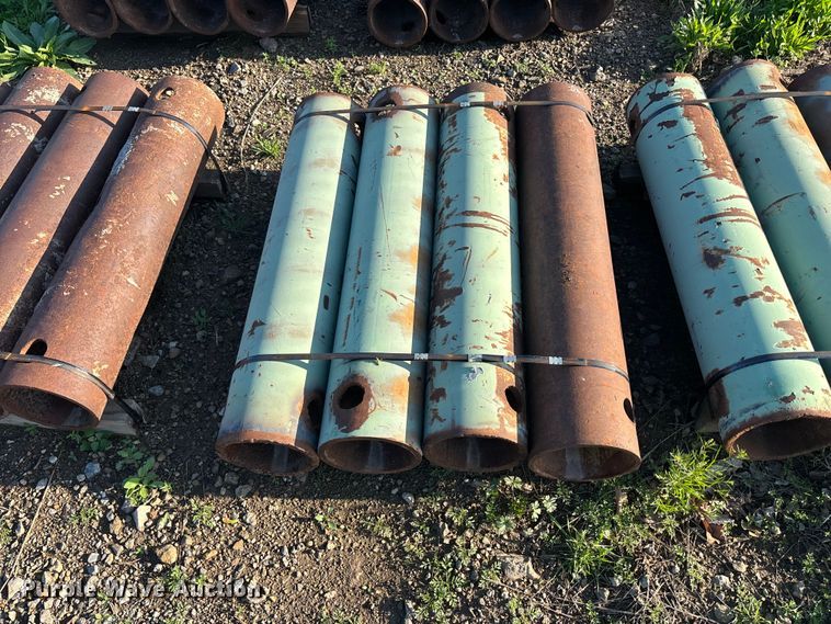 image for item EA4782 Approximately 59 trench box spreader bars