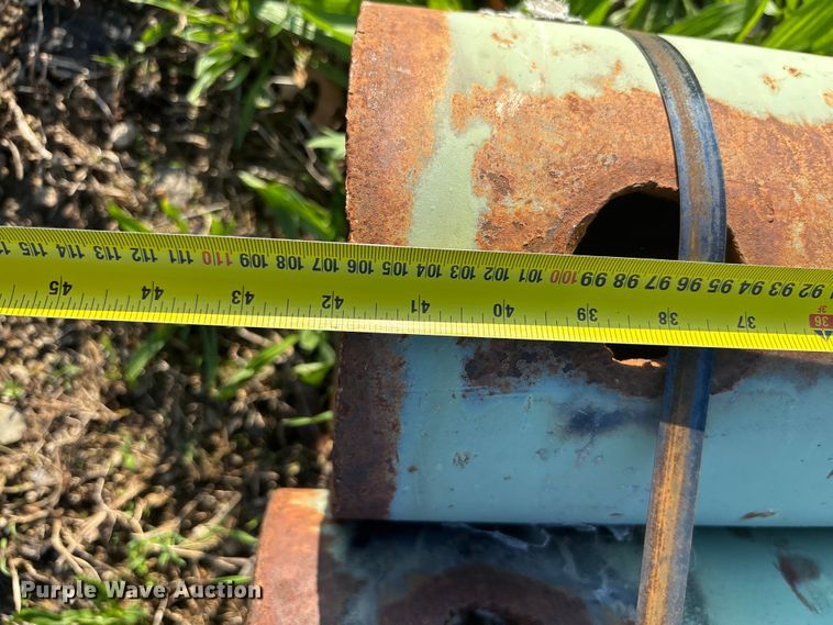 image for item EA4782 Approximately 59 trench box spreader bars