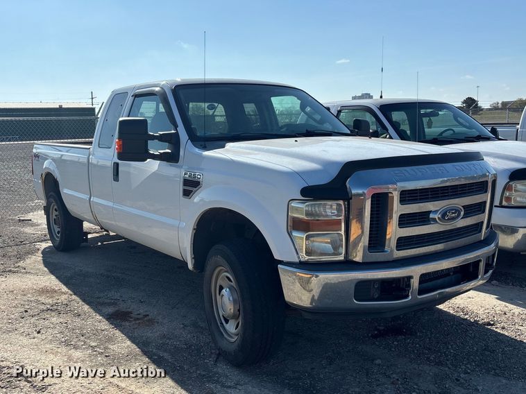 image for item EA4783 2008 Ford F250 Ext. Cab pickup truck
