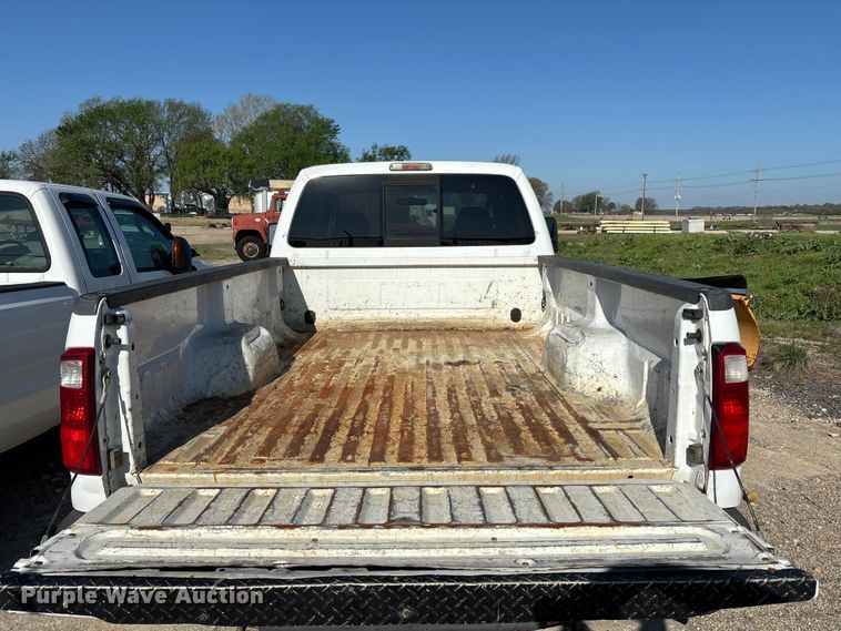 image for item EA4783 2008 Ford F250 Ext. Cab pickup truck