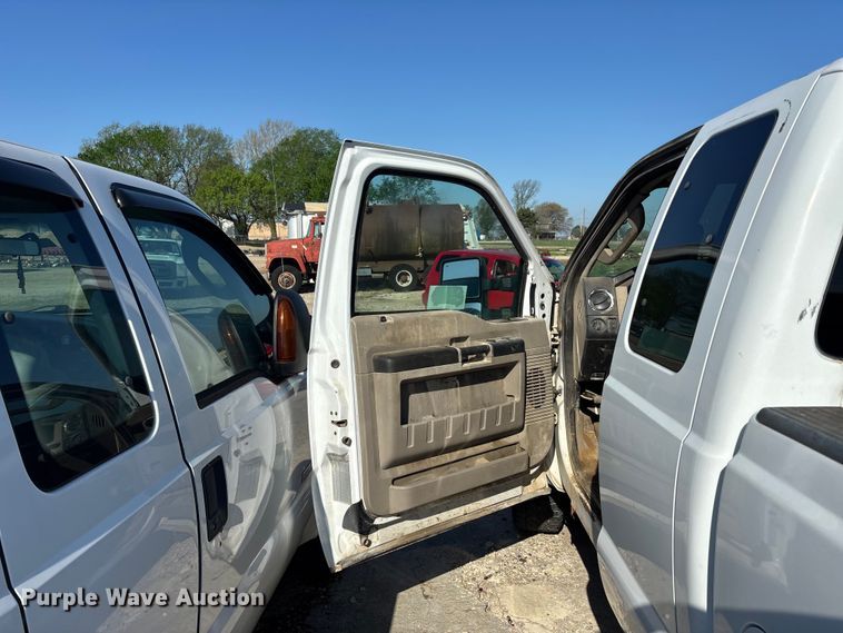 image for item EA4783 2008 Ford F250 Ext. Cab pickup truck