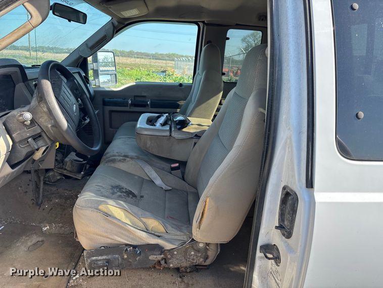 image for item EA4783 2008 Ford F250 Ext. Cab pickup truck