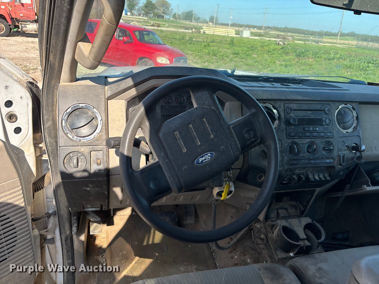 image for item EA4783 2008 Ford F250 Ext. Cab pickup truck