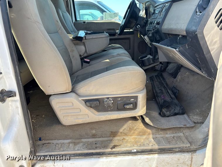 image for item EA4783 2008 Ford F250 Ext. Cab pickup truck