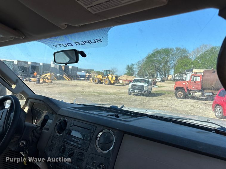 image for item EA4783 2008 Ford F250 Ext. Cab pickup truck