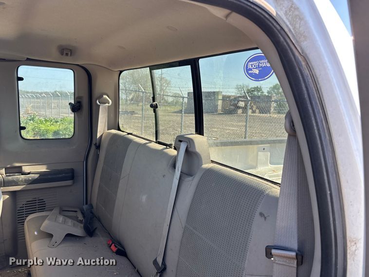 image for item EA4783 2008 Ford F250 Ext. Cab pickup truck