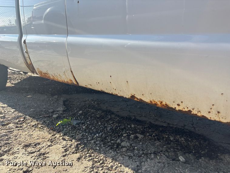 image for item EA4784 2005 Ford F250 Ext. Cab pickup truck