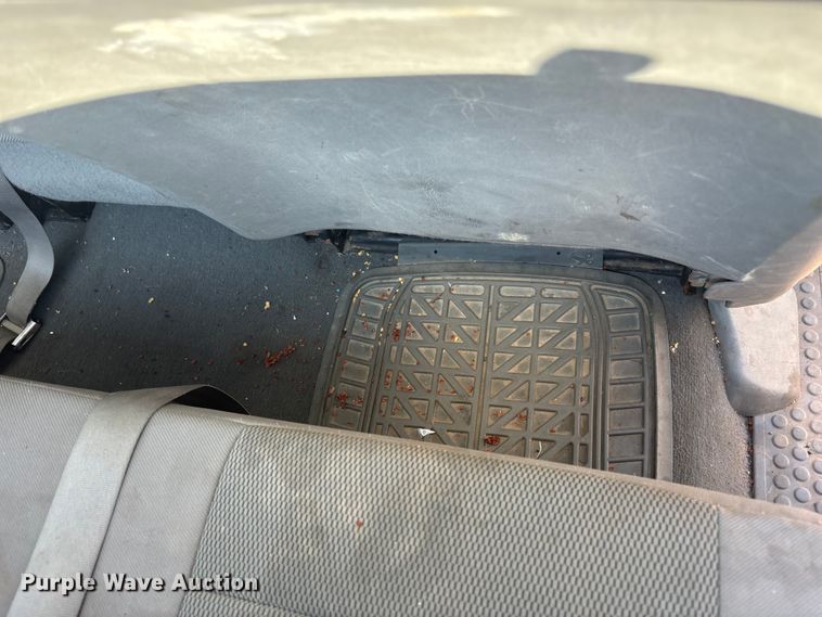 image for item EA4784 2005 Ford F250 Ext. Cab pickup truck