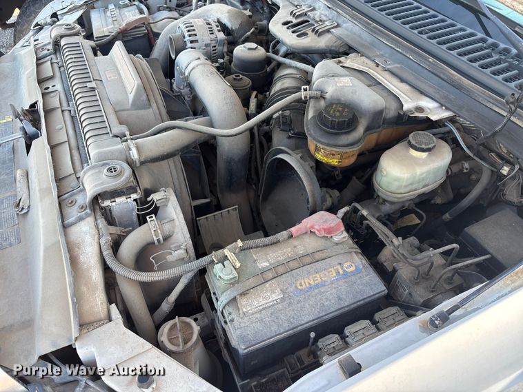 image for item EA4784 2005 Ford F250 Ext. Cab pickup truck