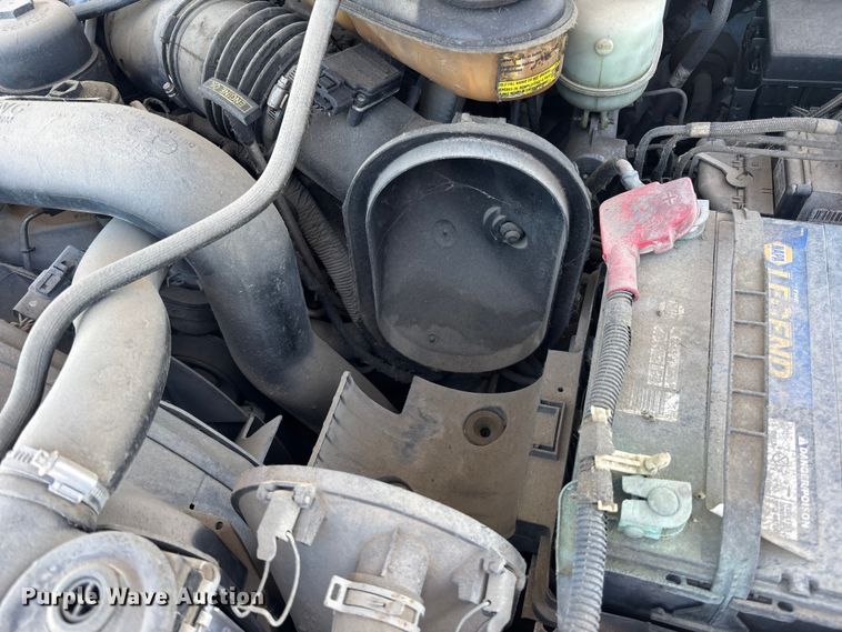 image for item EA4784 2005 Ford F250 Ext. Cab pickup truck