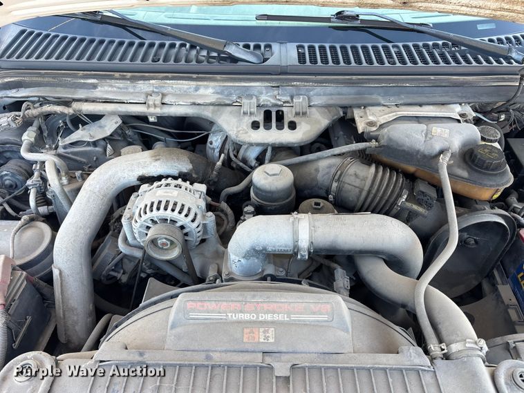 image for item EA4784 2005 Ford F250 Ext. Cab pickup truck