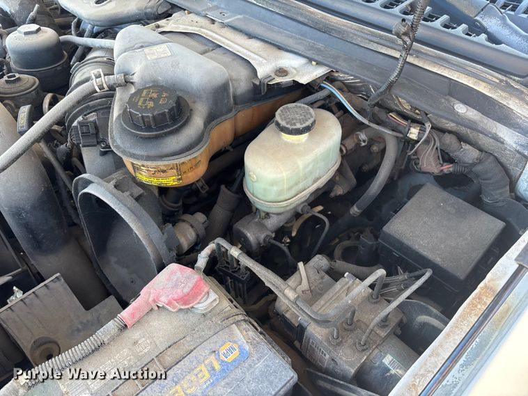 image for item EA4784 2005 Ford F250 Ext. Cab pickup truck
