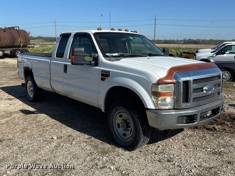 image for item EA4785 2008 Ford F250 Ext. Cab pickup truck