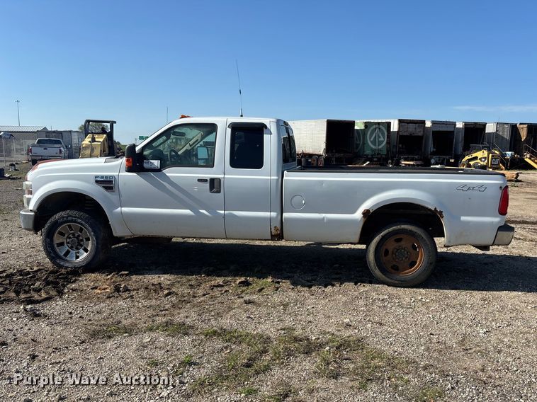 image for item EA4785 2008 Ford F250 Ext. Cab pickup truck