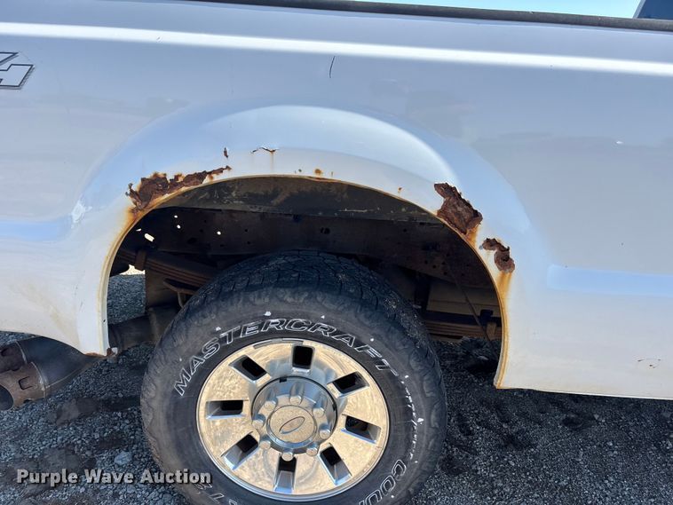image for item EA4785 2008 Ford F250 Ext. Cab pickup truck