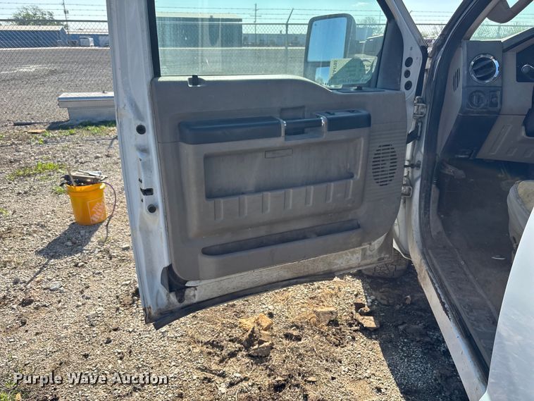 image for item EA4785 2008 Ford F250 Ext. Cab pickup truck