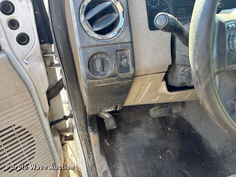 image for item EA4785 2008 Ford F250 Ext. Cab pickup truck